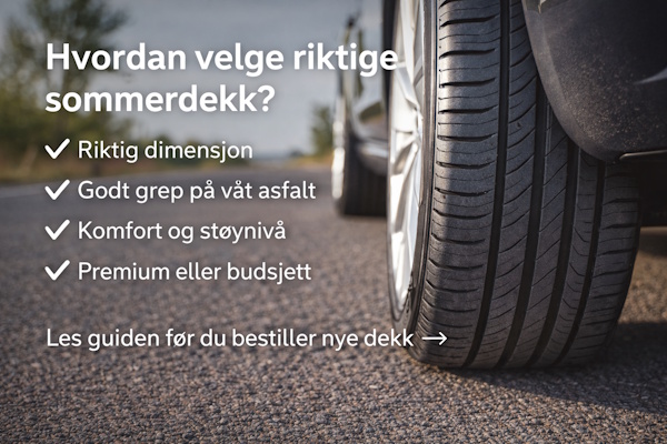 Nærbilde av sommerdekk på tørr asfalt som viser tydelig mønster og veigrep i sollys